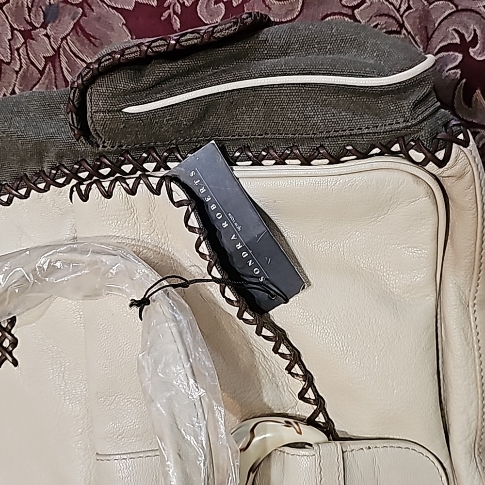 Sondra Roberts Cream/Olive Vegan Leather and Canvas Stitch Bag NWT - Picture 12 of 13